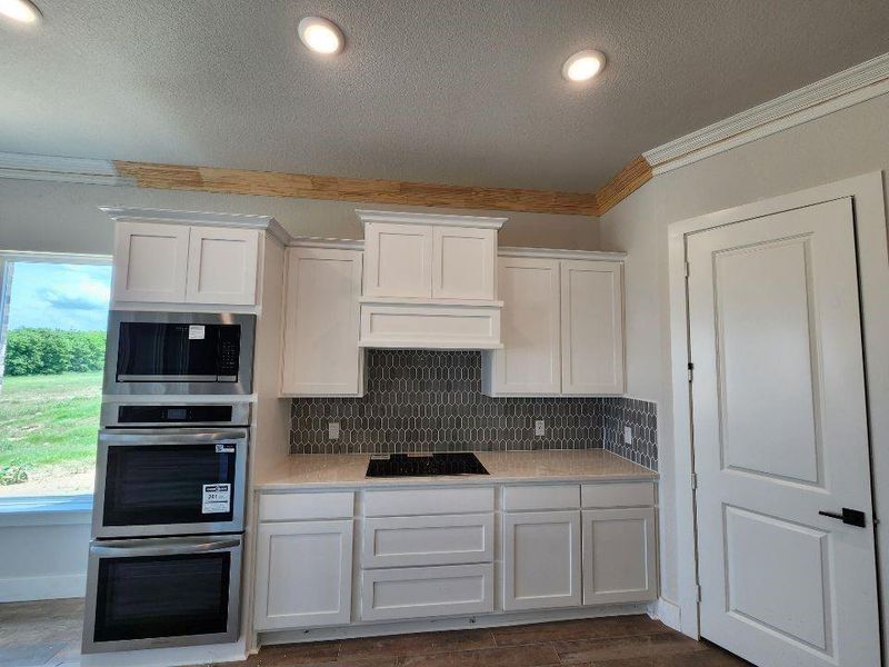 Furnished interior view inside a new home in Rocky Top, Krum (Image 6).