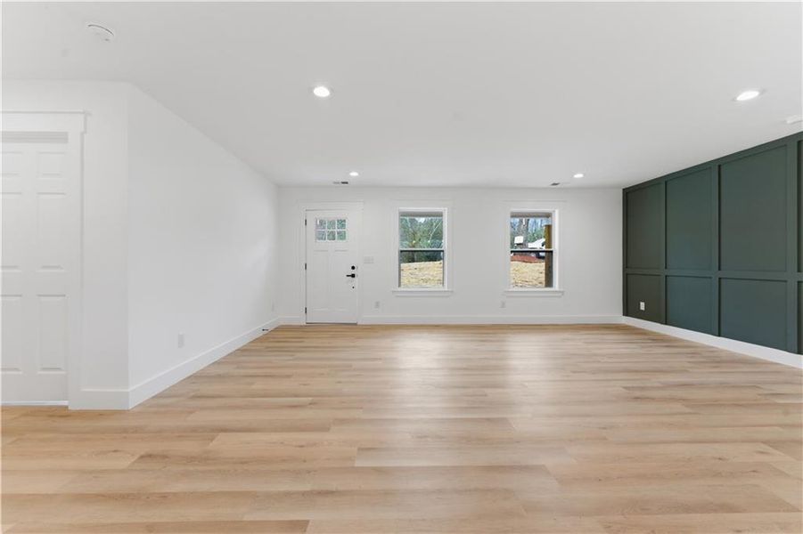 Spacious, unfurnished interior of a new home in , Hiram (Image 10).