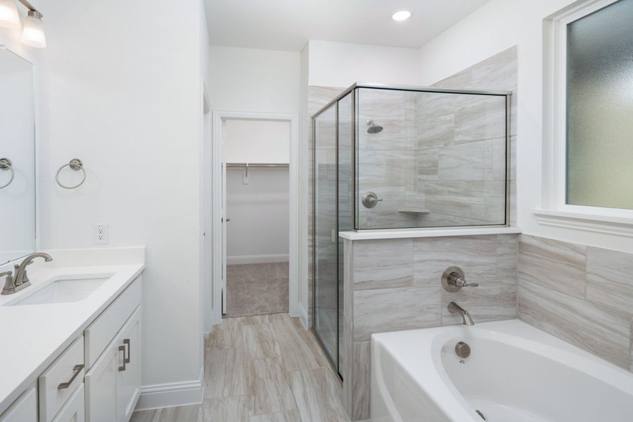 Furnished interior view inside a new home in Legacy Hills, Celina (Image 13).
