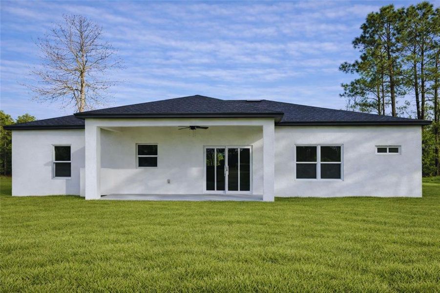 Exterior details and patio area of a home in , Citrus Springs (Image 3).