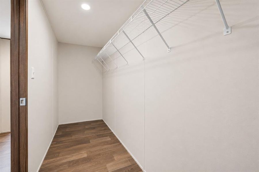Spacious, unfurnished interior of a new home in , Springtown (Image 17).