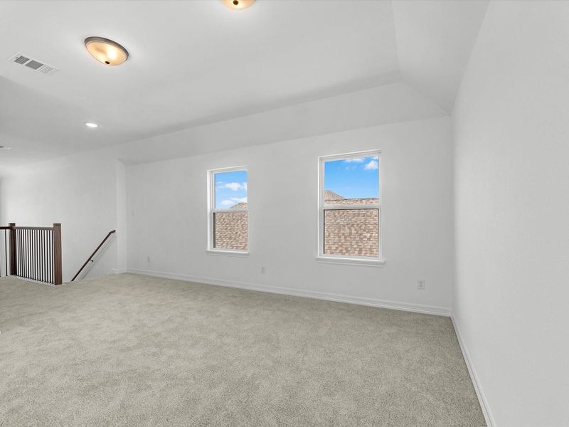 Spacious, unfurnished interior of a new home in Wildrye, Waller (Image 18).