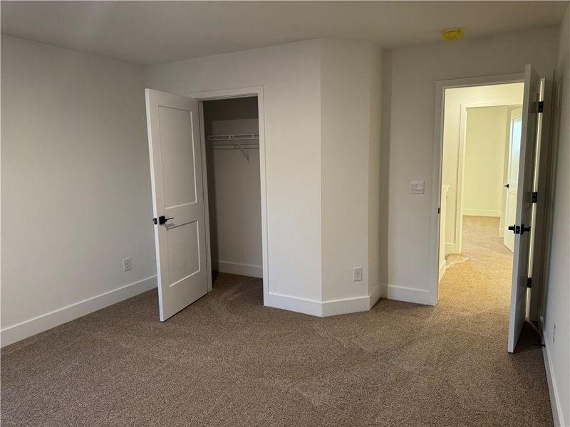 Spacious, unfurnished interior of a new home in Thunder Ridge, Dawsonville (Image 22). Spacious, unfurnished interior of a new home in Thunder Ridge, Dawsonville (Image 22).