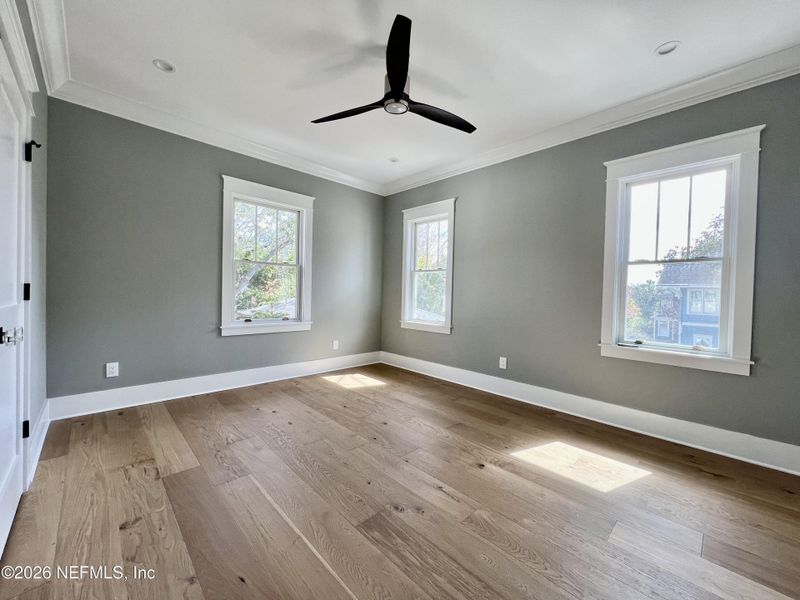 Spacious, unfurnished interior of a new home in , Jacksonville (Image 92).