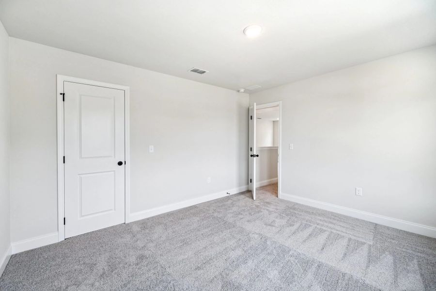 Spacious, unfurnished interior of a new home in Ascent at Arbor Ridge, La Vergne (Image 41).