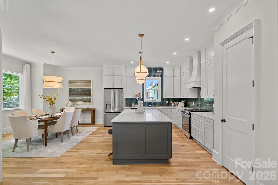 Gourmet chef's kitchen