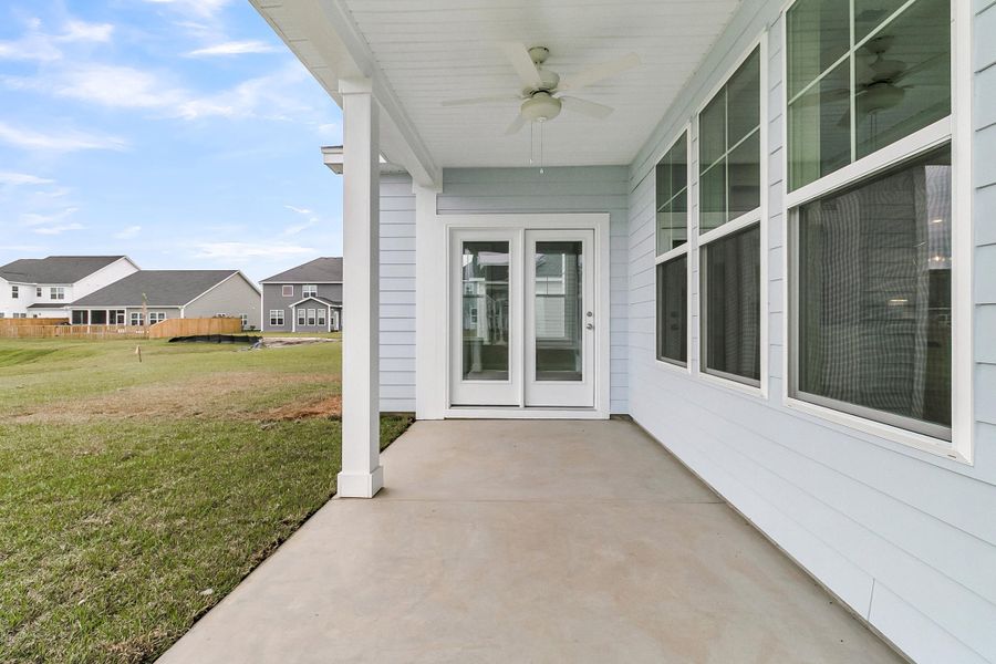 Exterior details and patio area of a home in Hewing Farms, Summerville (Image 3).