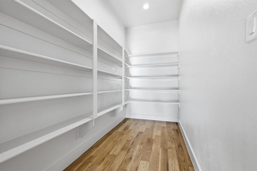 Spacious, unfurnished interior of a new home in , Red Oak (Image 19).