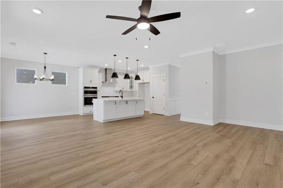 Spacious, unfurnished interior of a new home in Cambridge, Flowery Branch (Image 26).