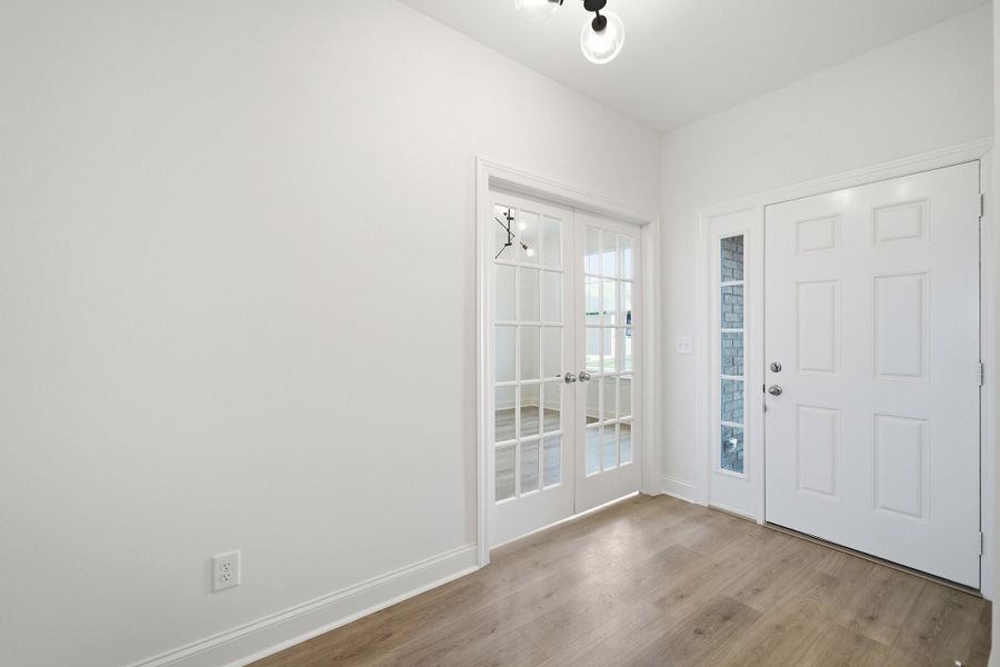 Spacious, unfurnished interior of a new home in Dorris Farm, White House (Image 22).