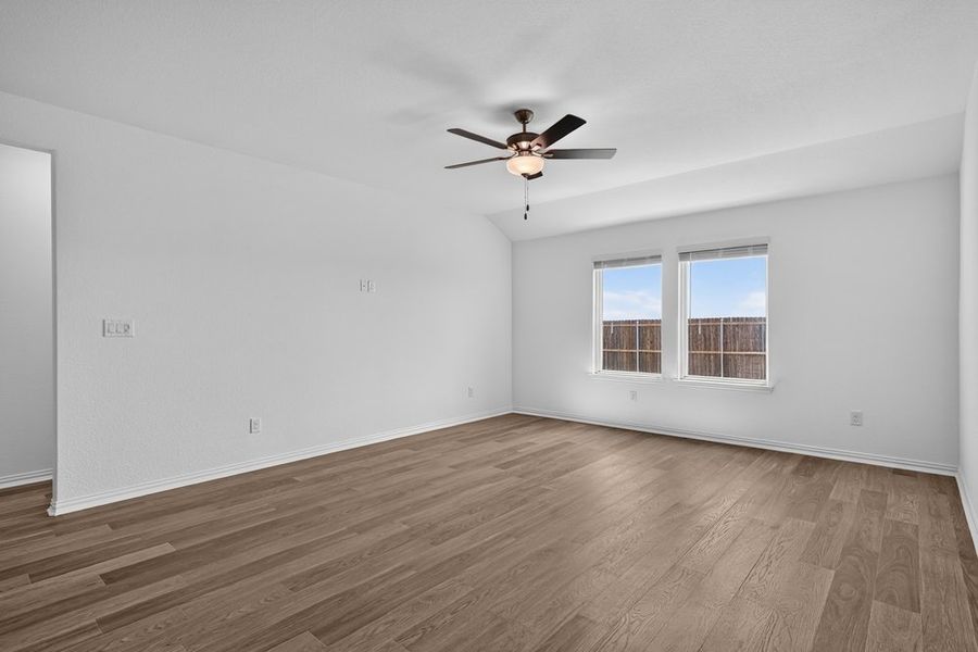 Spacious, unfurnished interior of a new home in Parks at Foster Crossing, Anna (Image 15).