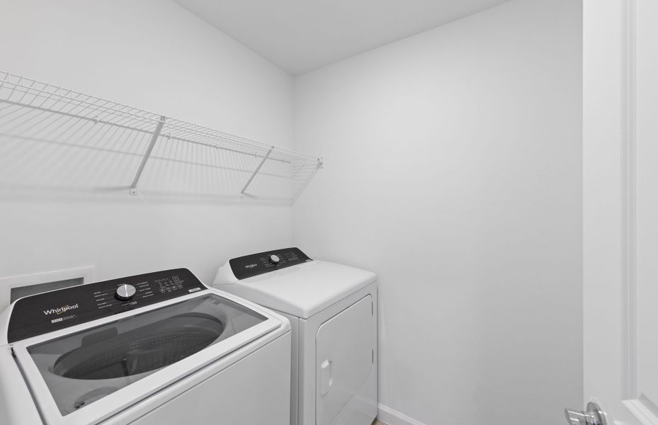 Close-up of interior finishes inside a home in Caloosa Cove, Labelle (Image 12).