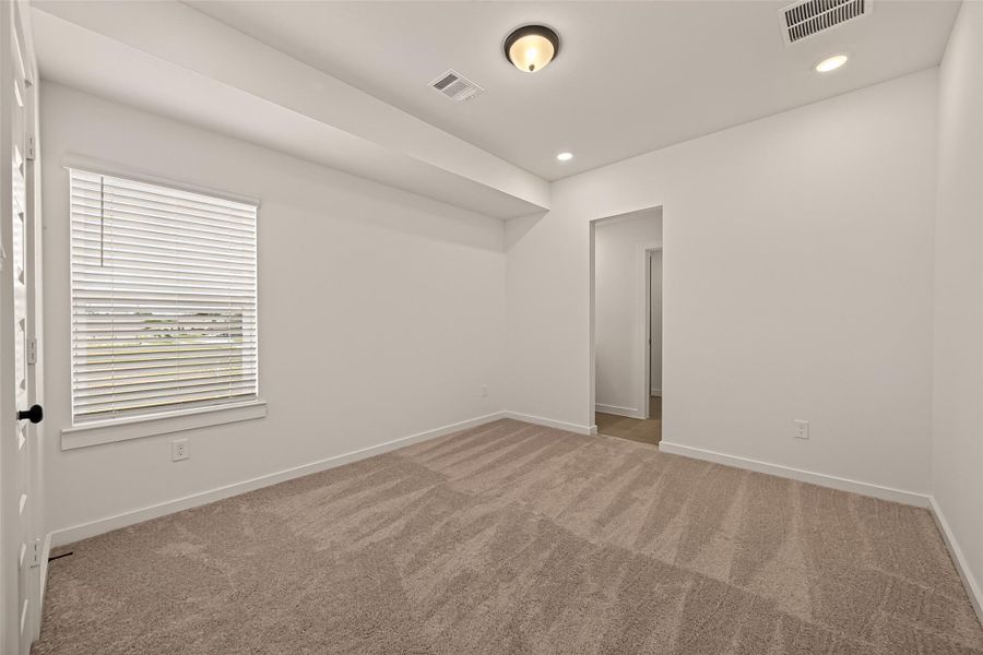 Spacious, unfurnished interior of a new home in Foxtail Palms, Manvel (Image 34). Spacious, unfurnished interior of a new home in Foxtail Palms, Manvel (Image 34).