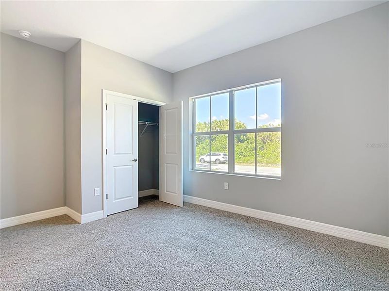 Spacious, unfurnished interior of a new home in , North Port (Image 12).