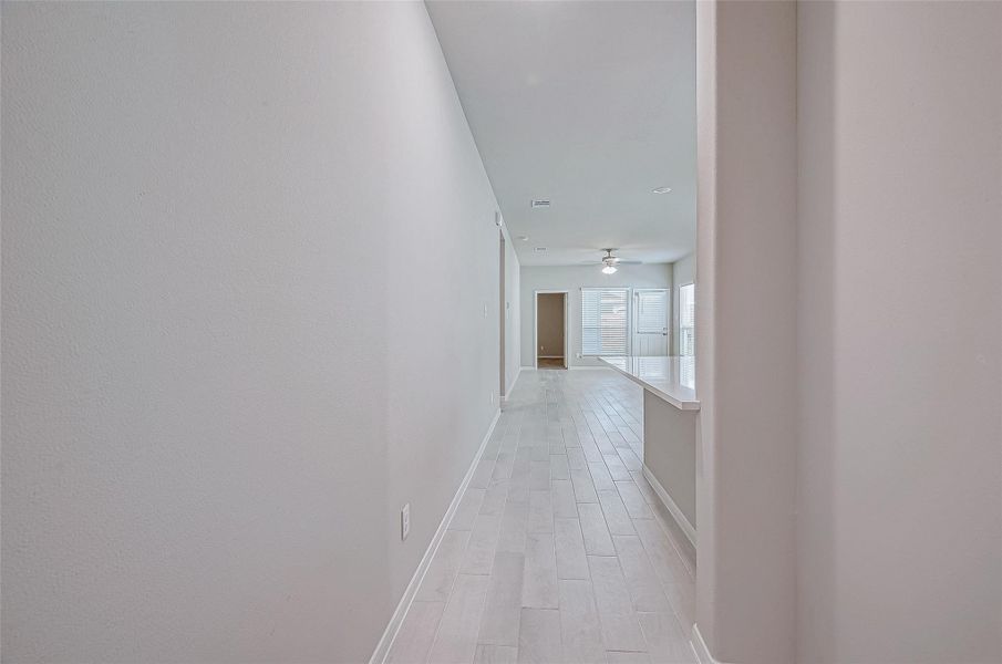 Spacious, unfurnished interior of a new home in Woodland Lakes, Huffman (Image 32).