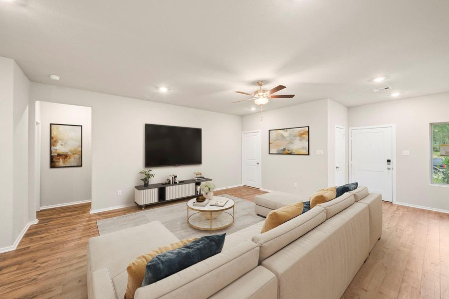 Furnished interior view inside a new home in Westridge Cove, Conroe (Image 6).