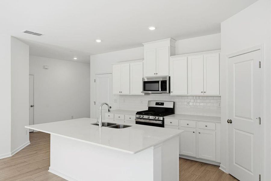 Furnished interior view inside a new home in Heritage River, Euharlee (Image 7).