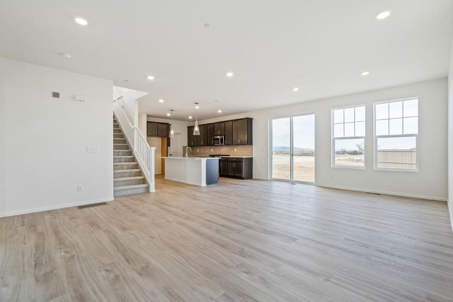 Spacious, unfurnished interior of a new home in The Nest Reserve at Canyon Creek, Erie (Image 12).