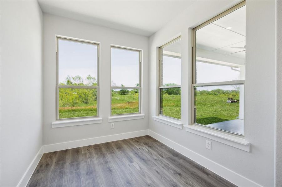 Spacious, unfurnished interior of a new home in Ellis Ranch Estates, Waxahachie (Image 15).