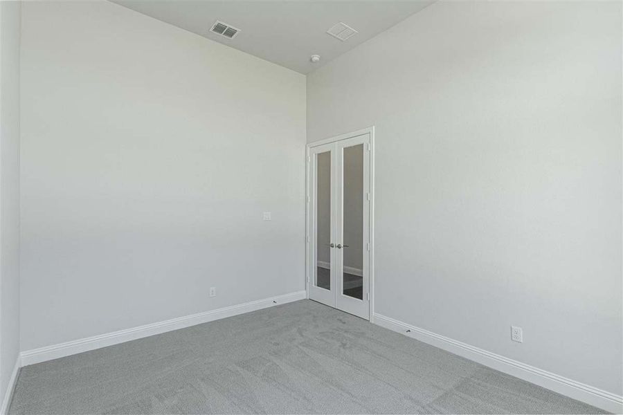 Representative unfurnished interior of a home built from the Brennan by Pacesetter Homes in Timberbrook, Justin (Image 25).
