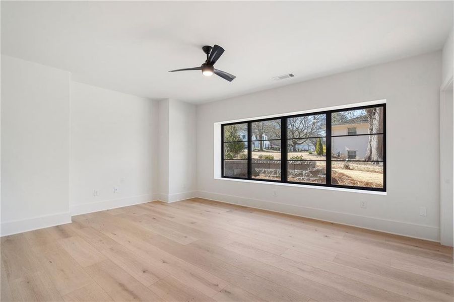 Spacious, unfurnished interior of a new home in , Alpharetta (Image 25). Spacious, unfurnished interior of a new home in , Alpharetta (Image 25).