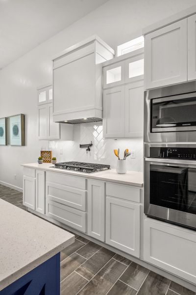 Representative furnished interior of a home built from the Pebble Beach by LEH. Homes in Summer Sky North, El Paso (Image 53). Representative furnished interior of a home built from the Pebble Beach by LEH. Homes in Summer Sky North, El Paso (Image 53).