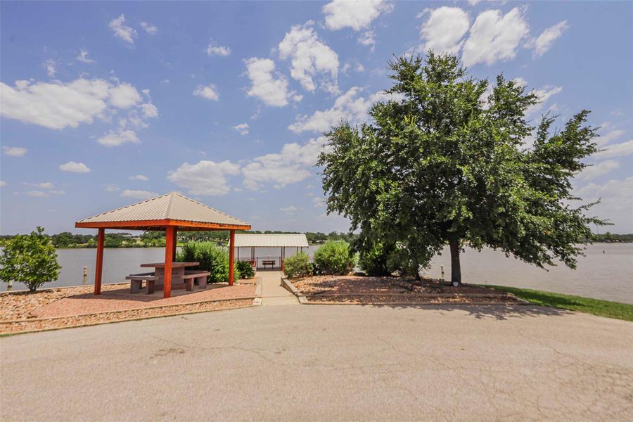 PICNIC AREA