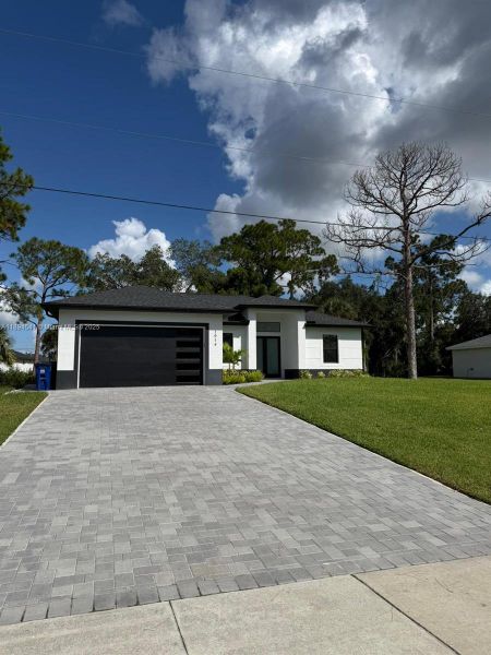 Image 12 of a home in . Image 12 of a home in .