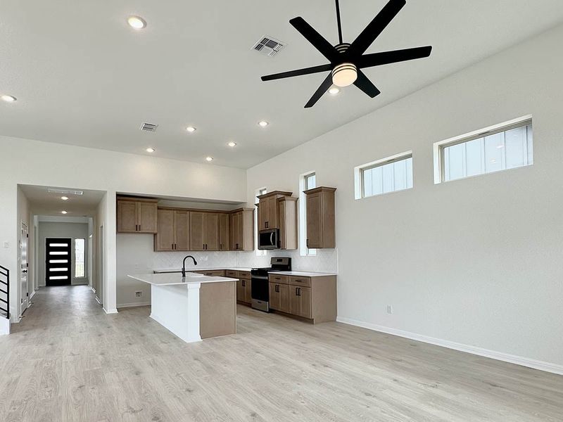 Image 6 of a home in Sage Hollow.