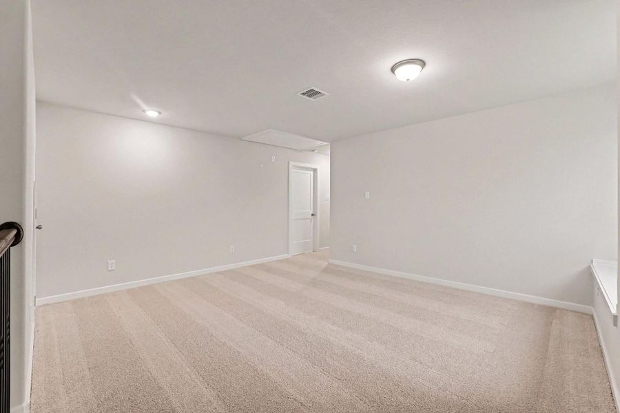Spacious, unfurnished interior of a new home in Canyon Creek, Conroe (Image 24). Spacious, unfurnished interior of a new home in Canyon Creek, Conroe (Image 24).