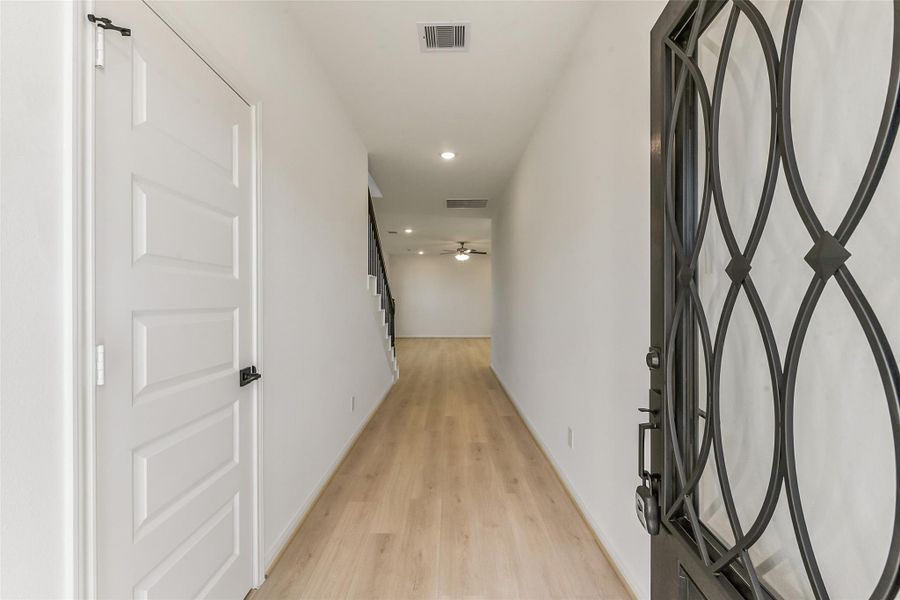 Spacious, unfurnished interior of a new home in Colony at Pinehurst, Pinehurst (Image 40). Spacious, unfurnished interior of a new home in Colony at Pinehurst, Pinehurst (Image 40).