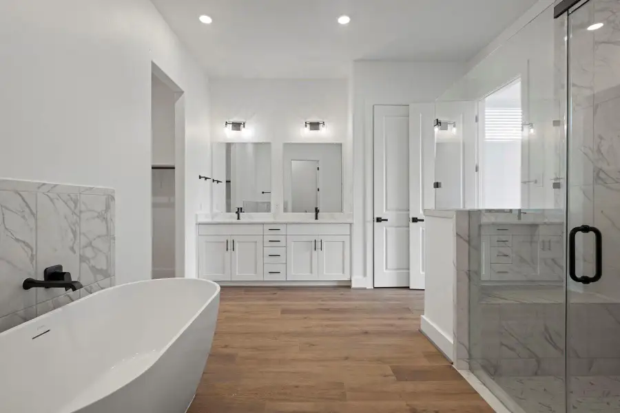 Furnished interior view inside a new home in Hallimore Ranch, Rosenberg (Image 13).