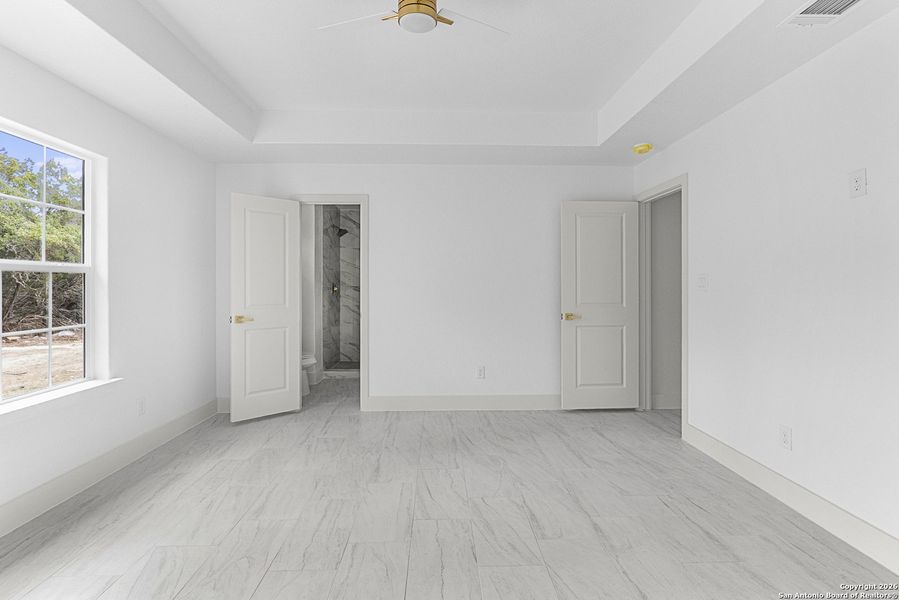 Spacious, unfurnished interior of a new home in , Spring Branch (Image 22).