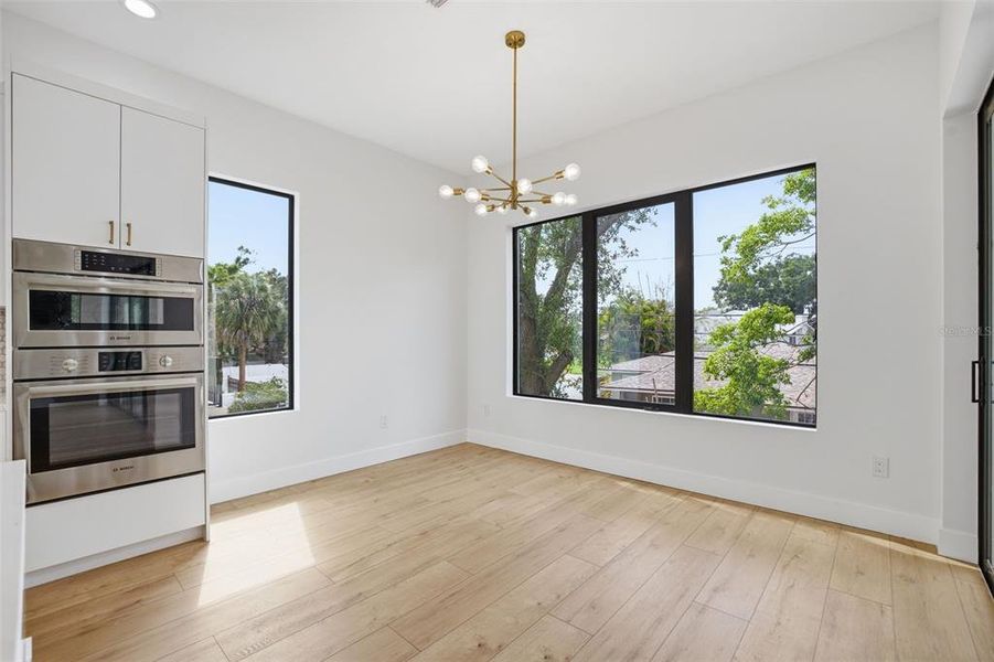 Spacious, unfurnished interior of a new home in , St. Petersburg (Image 38).