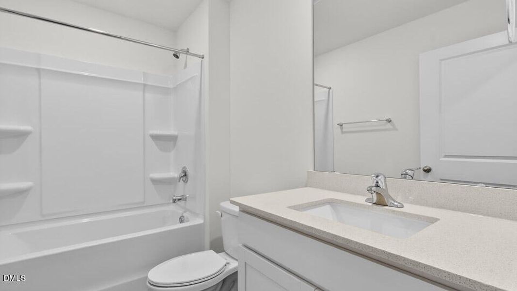 110-ross-dr-dr-horton-012