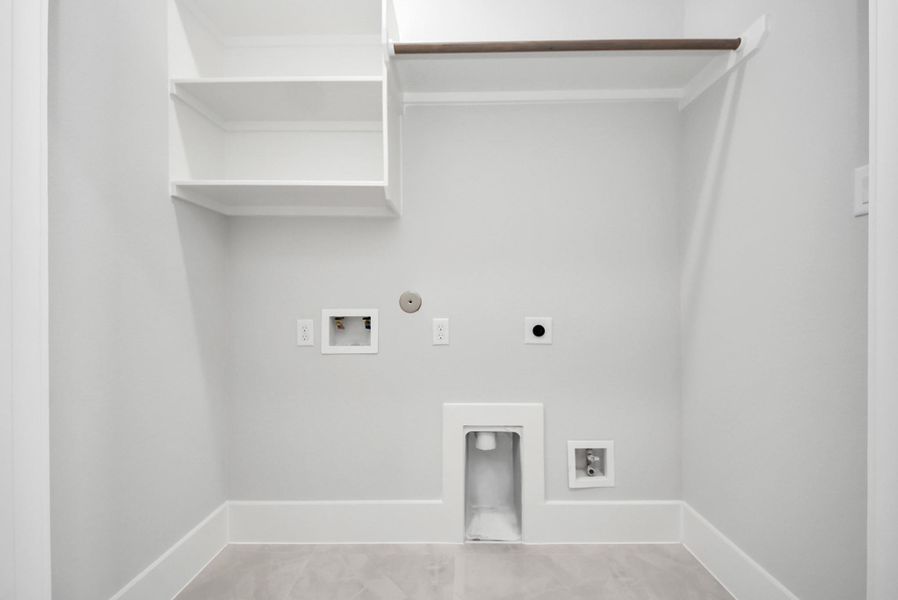 Spacious, unfurnished interior of a new home in Skyline Homes at Cavalcade, Houston (Image 23). Spacious, unfurnished interior of a new home in Skyline Homes at Cavalcade, Houston (Image 23).