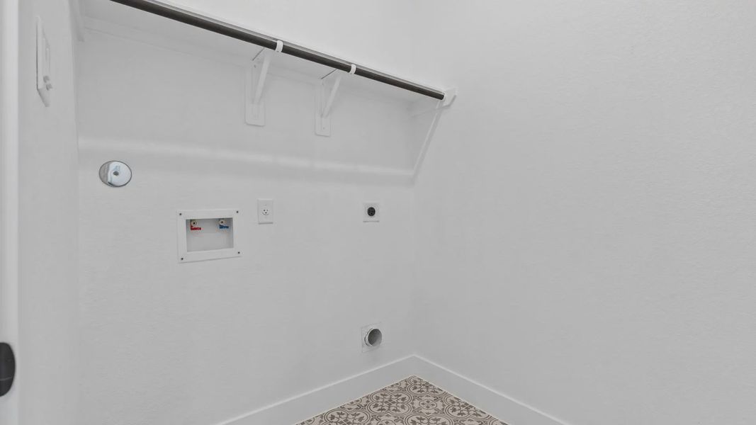 Spacious, unfurnished interior of a new home in Attwater 55s, Waller (Image 17).