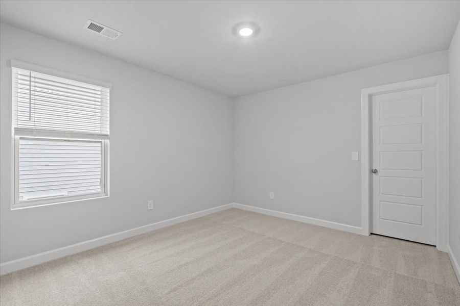 Spacious, unfurnished interior of a new home in Collier Ridge, Moore (Image 17).