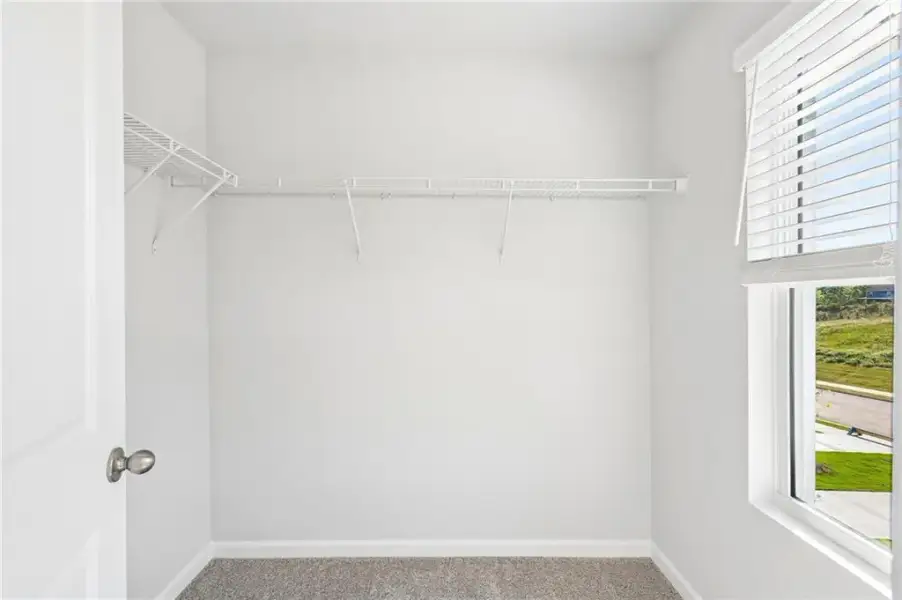 Spacious, unfurnished interior of a new home in , Fairburn (Image 18).