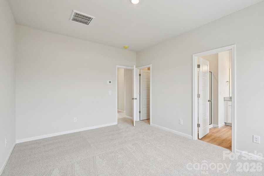 Spacious, unfurnished interior of a new home in , Cramerton (Image 25).