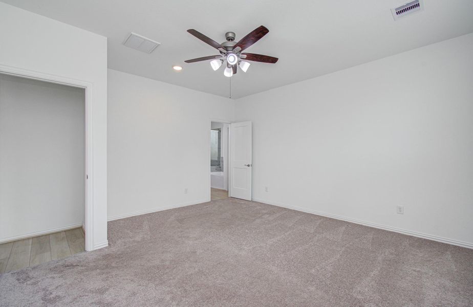 Spacious, unfurnished interior of a new home in , Fulshear (Image 29). Spacious, unfurnished interior of a new home in , Fulshear (Image 29).