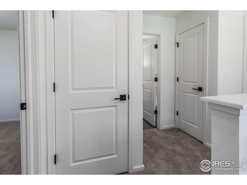 EXAMPLE PHOTO: SECOND LEVEL