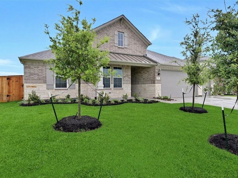 Image 37 of a home in Lago Mar.