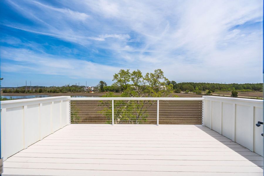Exterior details and patio area of a home in , Johns Island (Image 48).