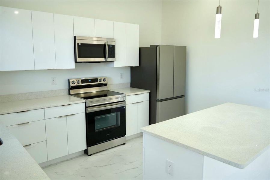 Furnished interior view inside a new home in , Cape Coral (Image 4).