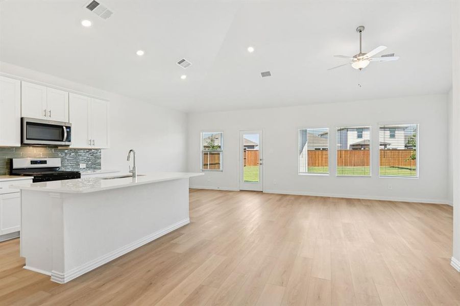 Photo is not of the actual home, but is an inspirational photo of builder’s model home and may depict options, furnishings, and/or decorator features that are not included.