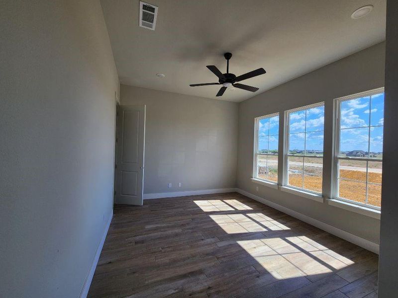 Image 16 of a home in Rocky Top. Image 16 of a home in Rocky Top.