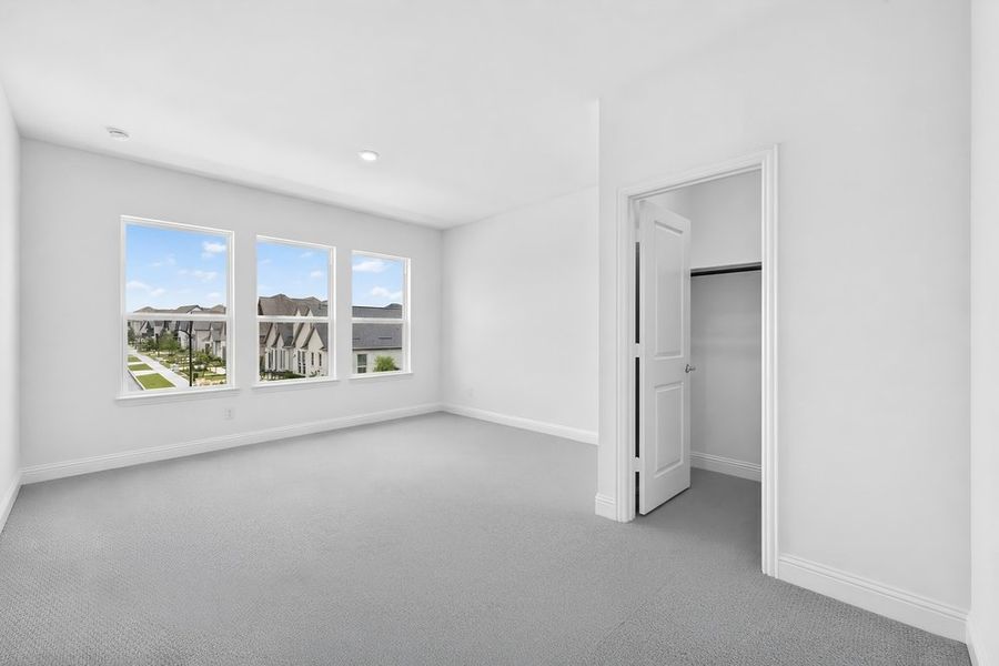 Spacious, unfurnished interior of a new home in The Ranch at Uptown Celina, Celina (Image 26).