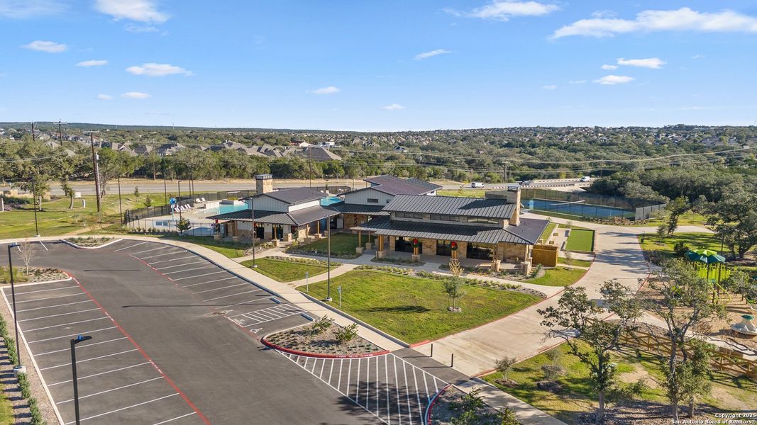 Community amenities in Brookstone Creek, San Antonio (Image 31).