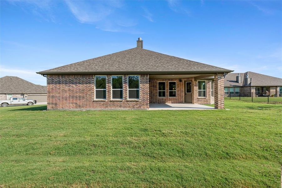 Image 34 of a home in Vista Oaks Estates.